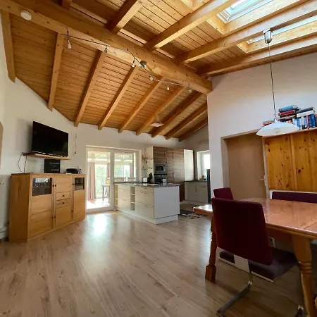 Oyer Ferienhaus 度假居 厄伊-米特贝格